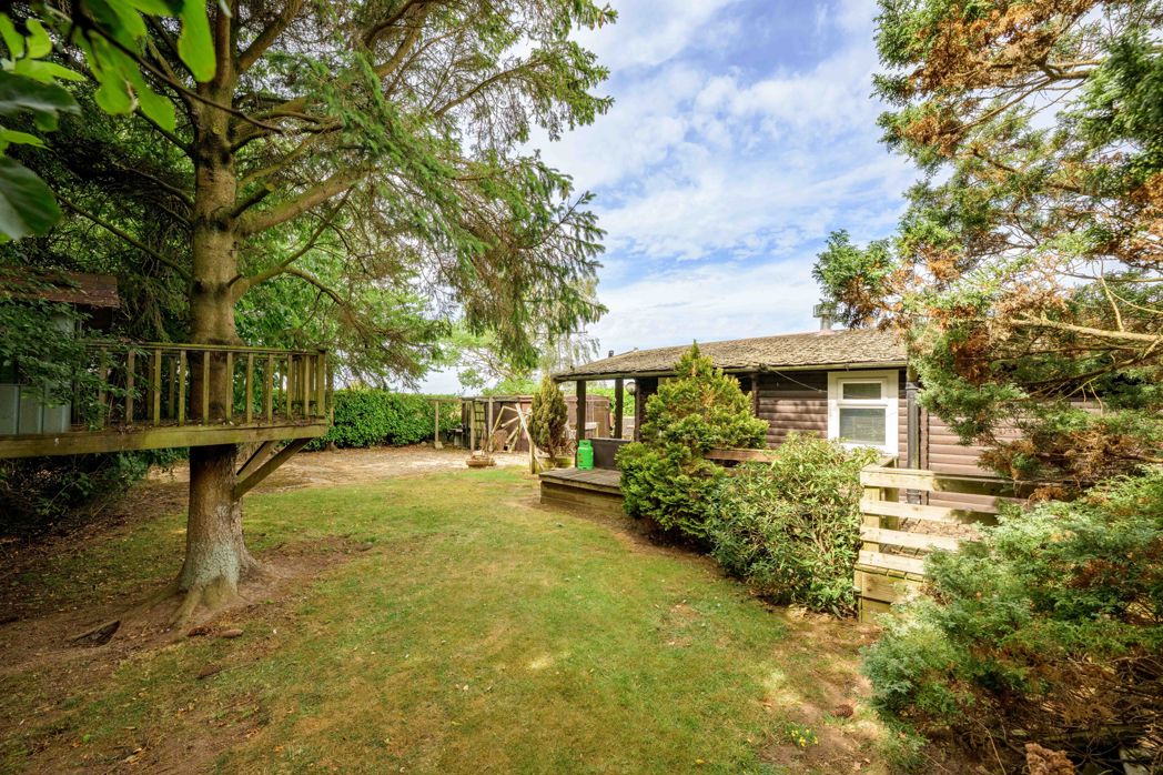 Property image 13 of 26