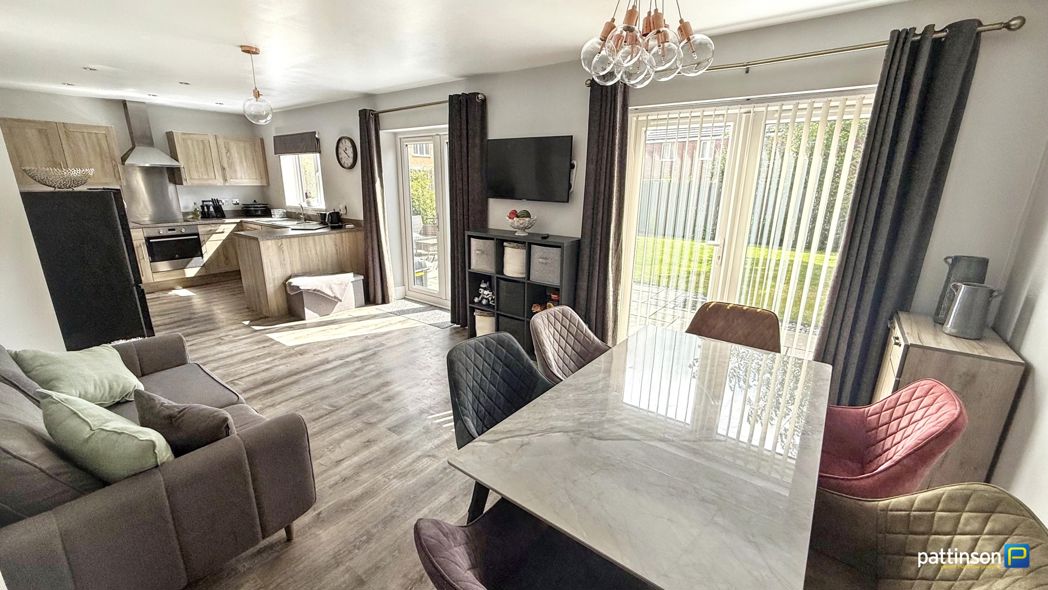 Kitchen/Diner/Family Room