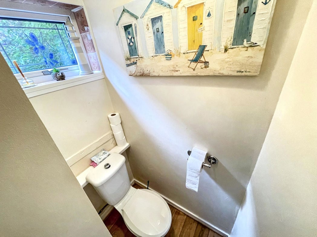 Property image 6 of 11