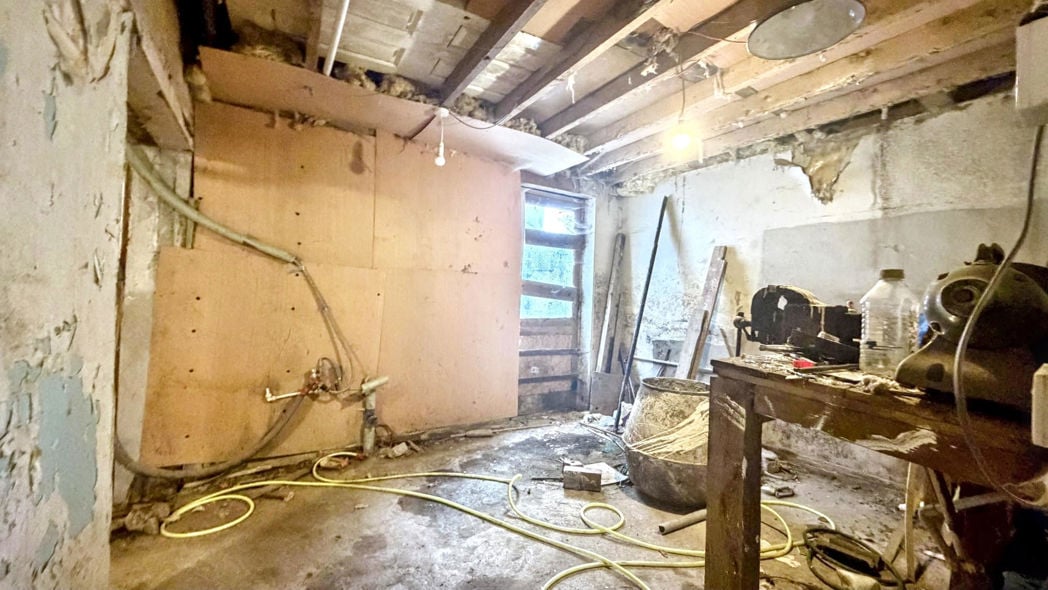 Property image 11 of 16