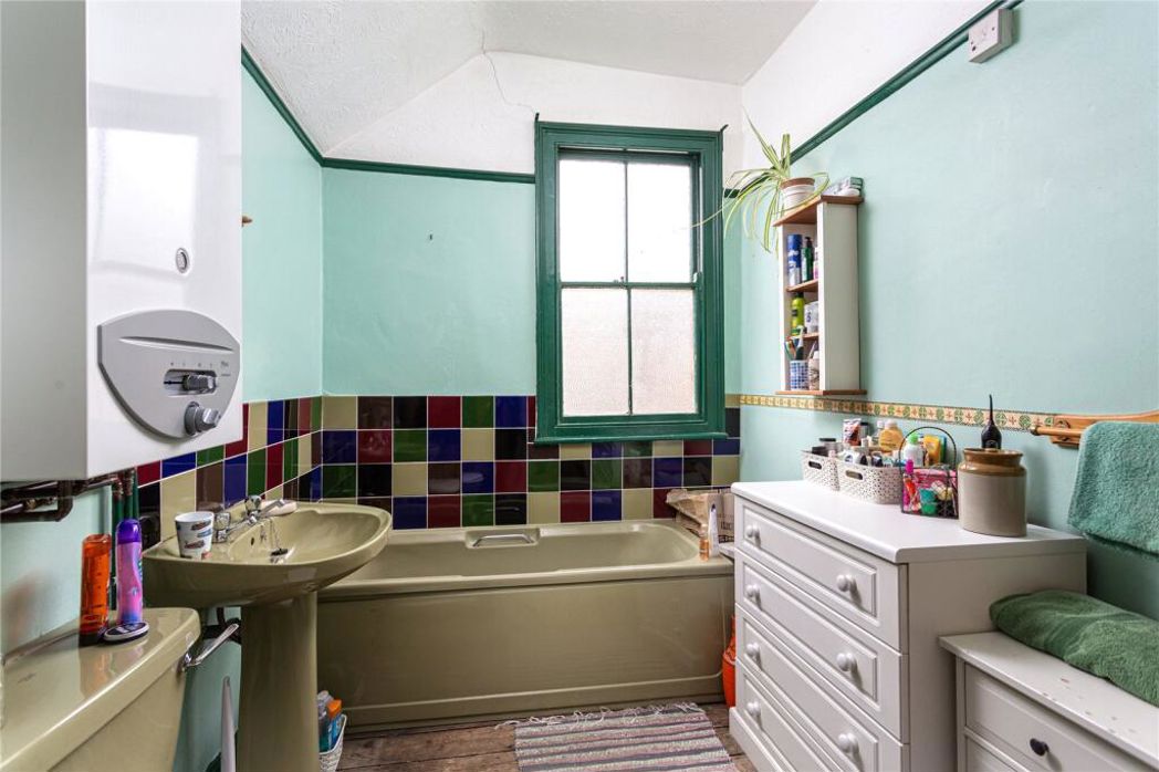 Property image 11 of 14