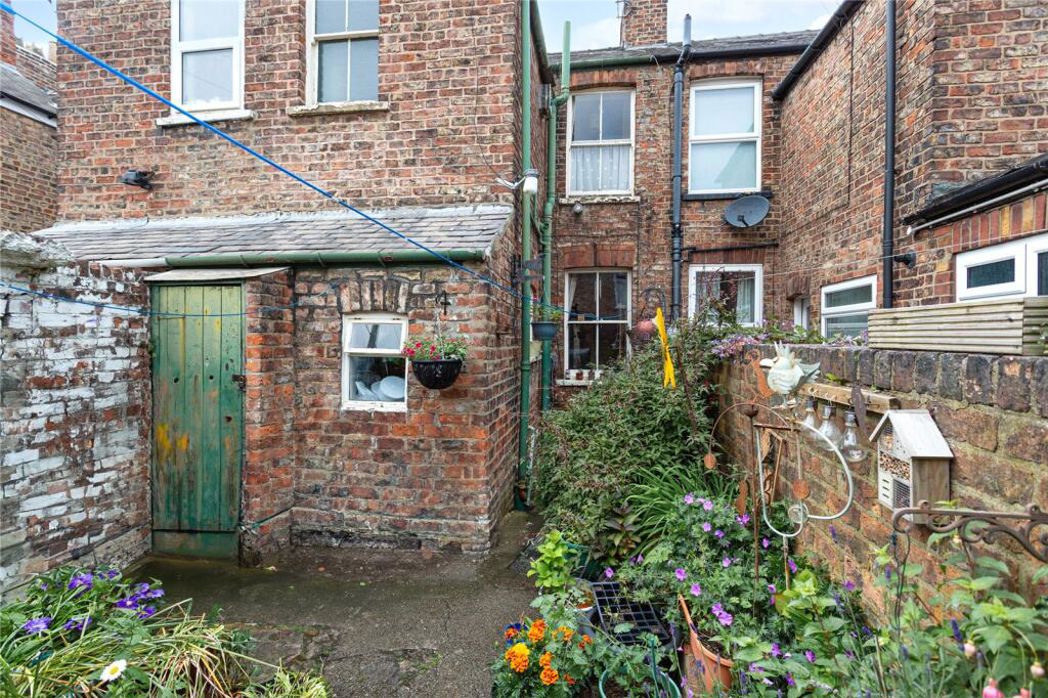 Property image 12 of 14