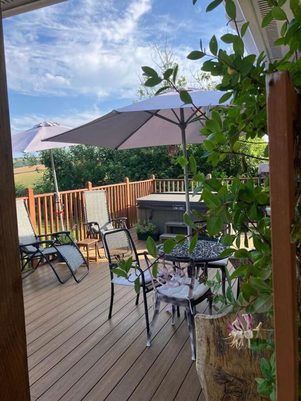 Property image 16 of 21