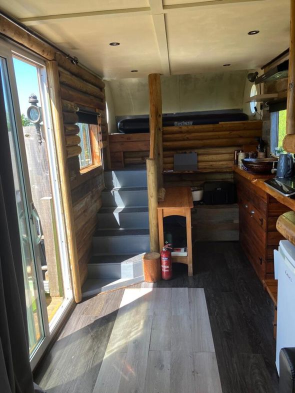 Property image 18 of 21