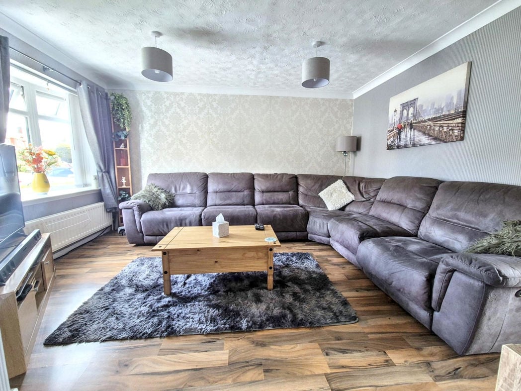 Property image 6 of 26