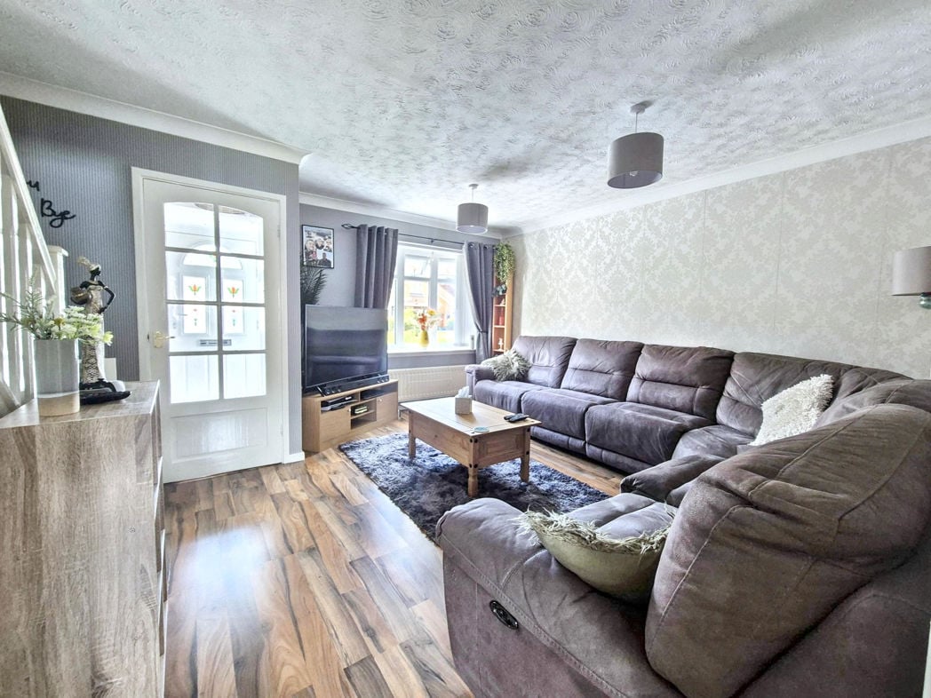 Property image 2 of 26