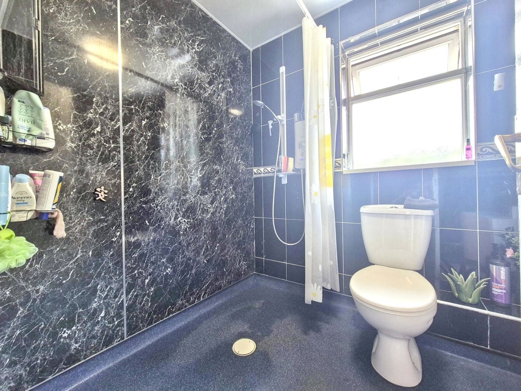 Property image 21 of 26