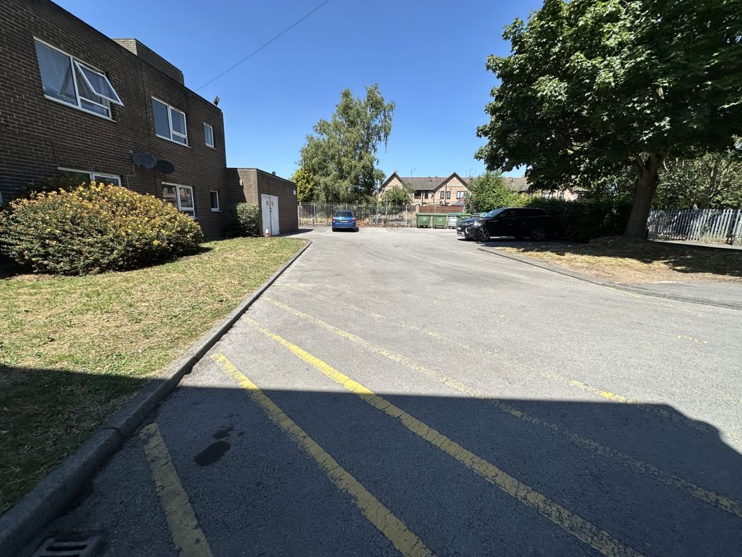 Property image 24 of 27