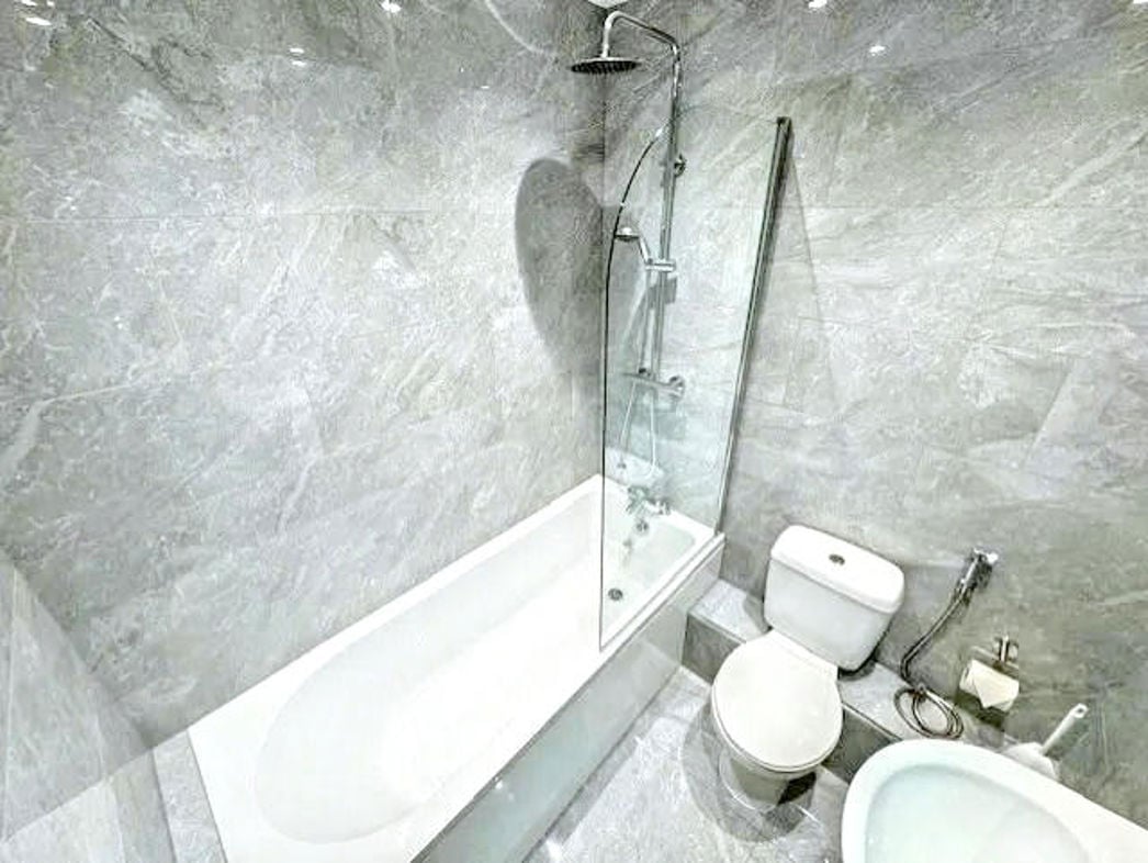 Property image 8 of 27