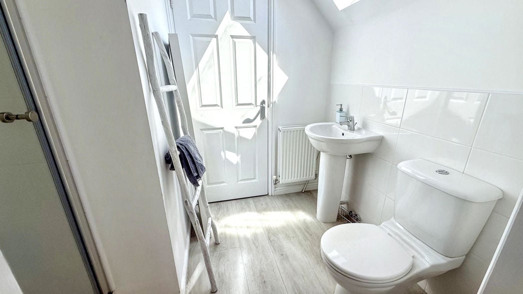 En suite two