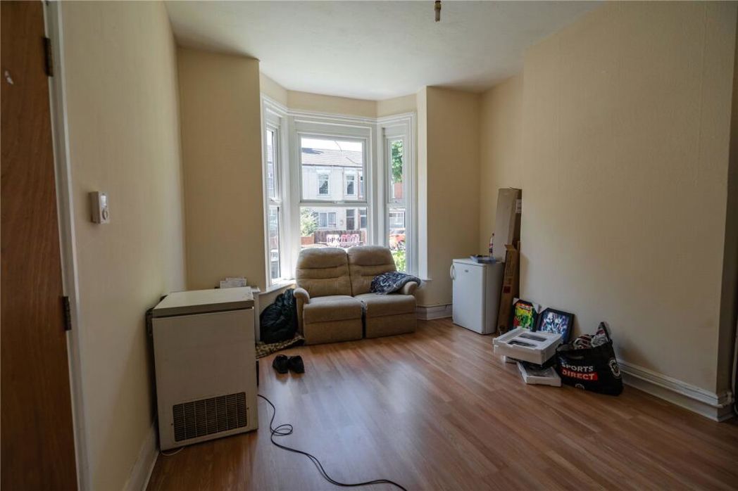 Property image 4 of 40