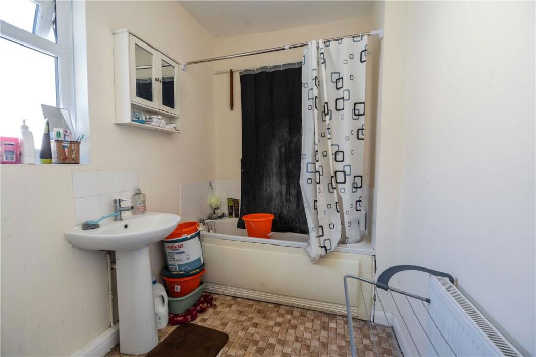 Property image 5 of 40