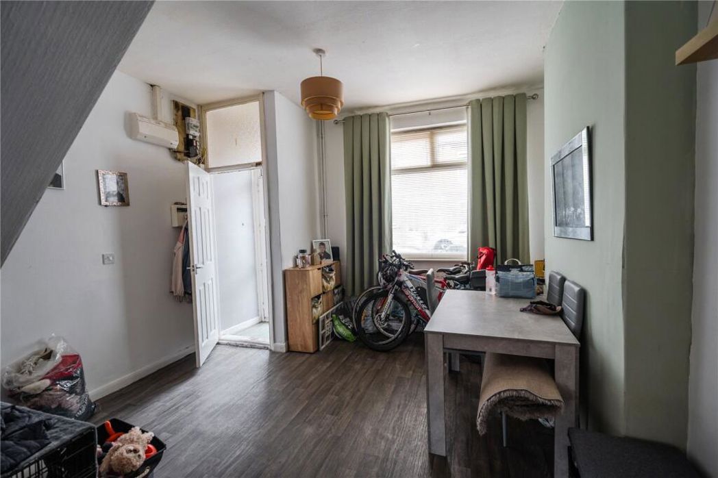 Property image 24 of 40