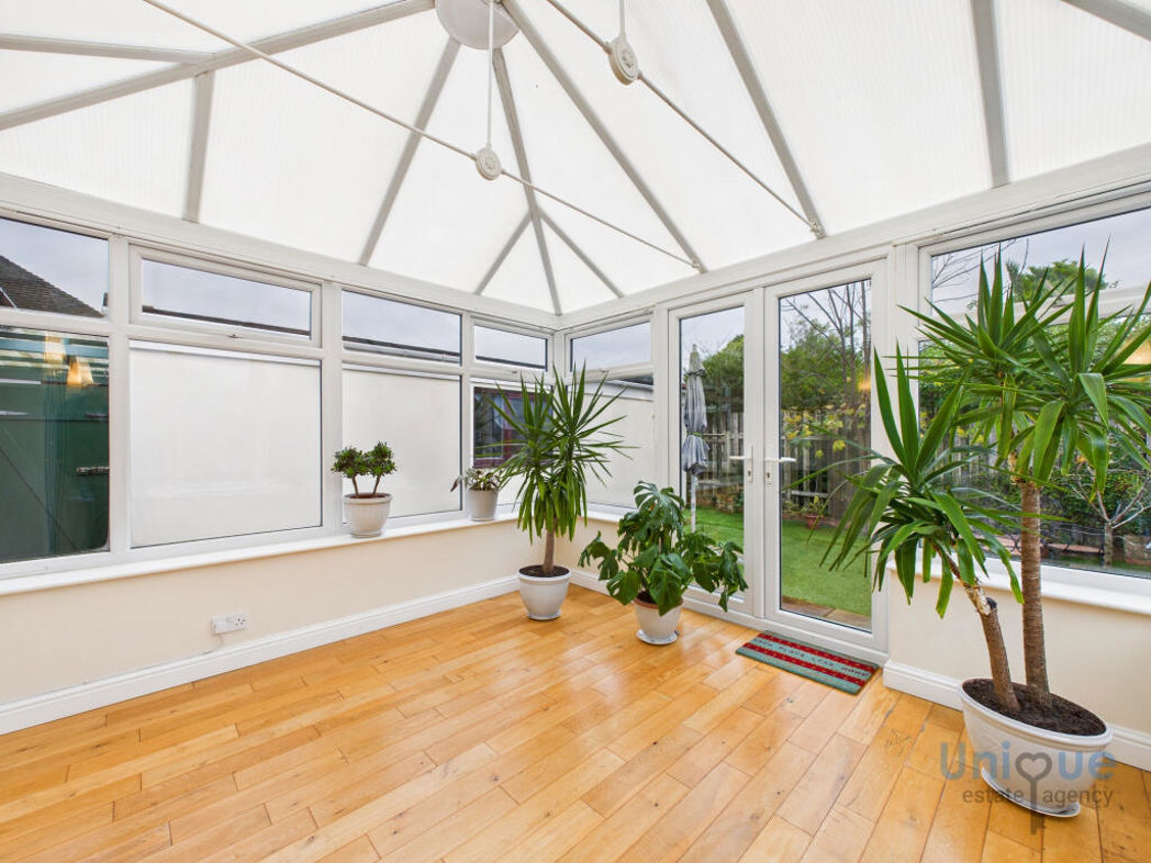 Property image 12 of 22