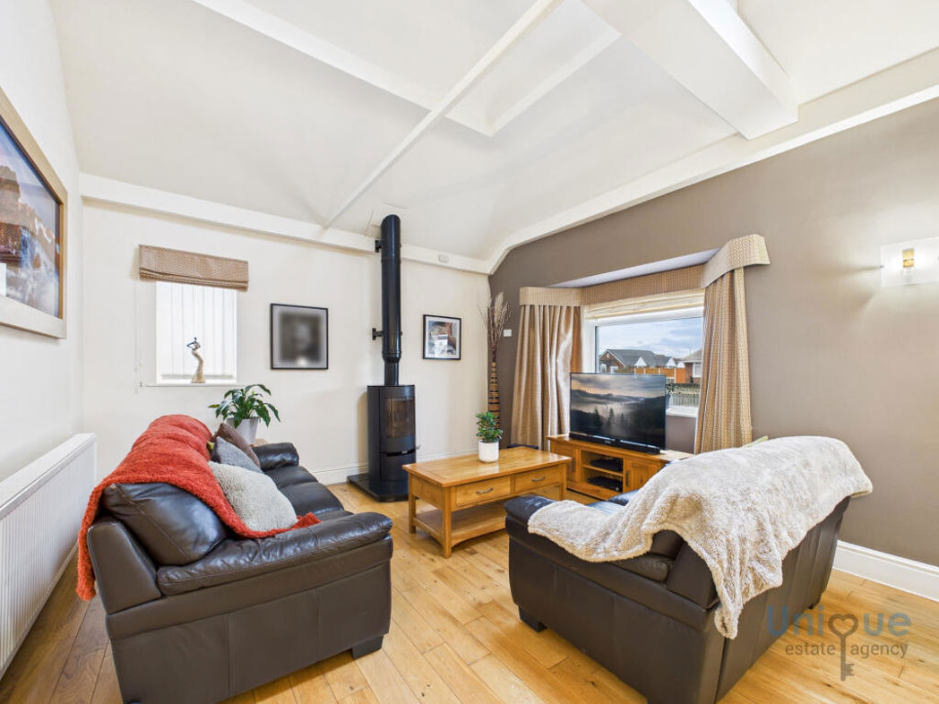Property image 5 of 22