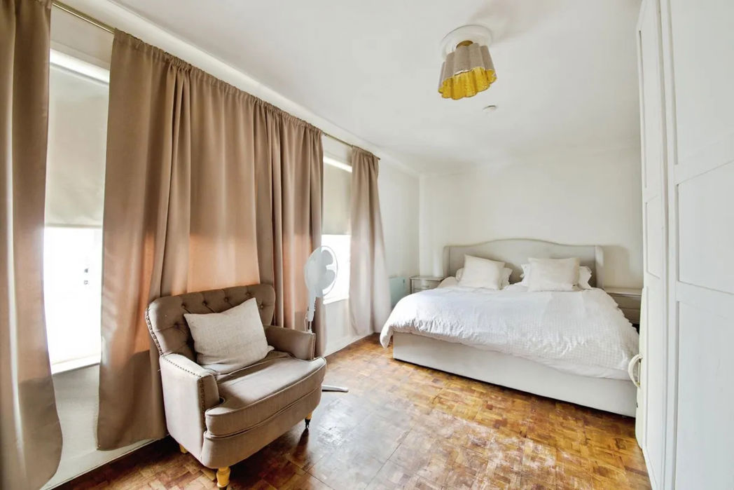 Property image 9 of 9