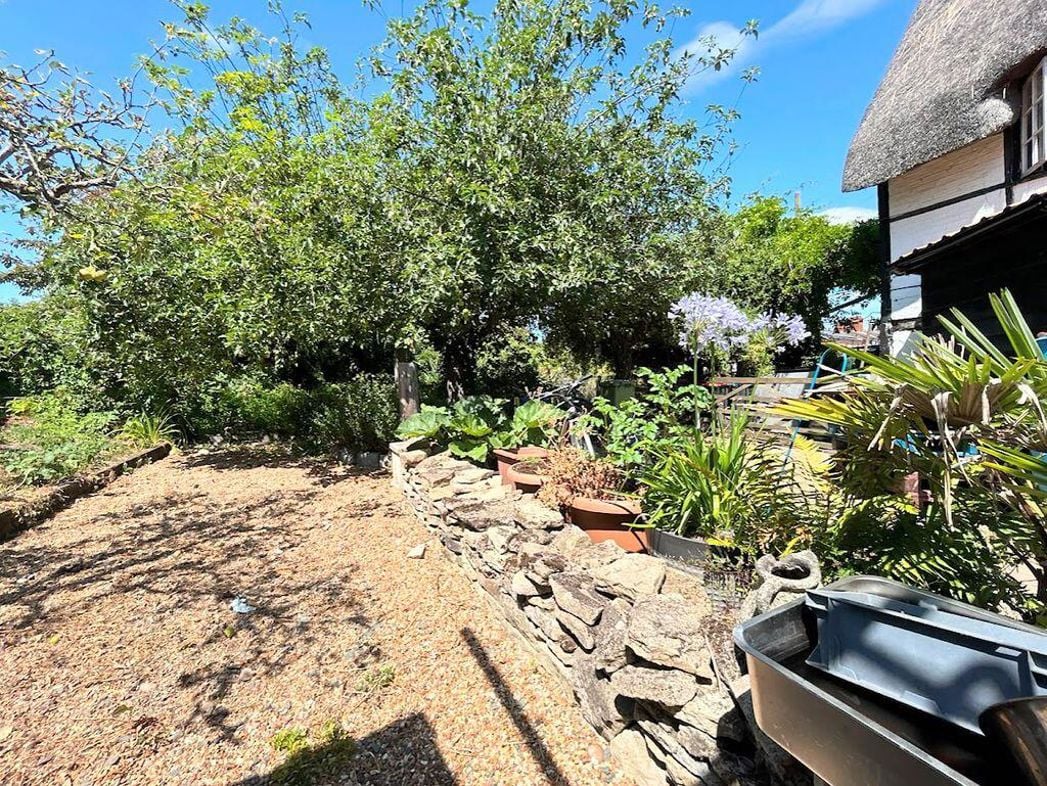 Property image 9 of 11