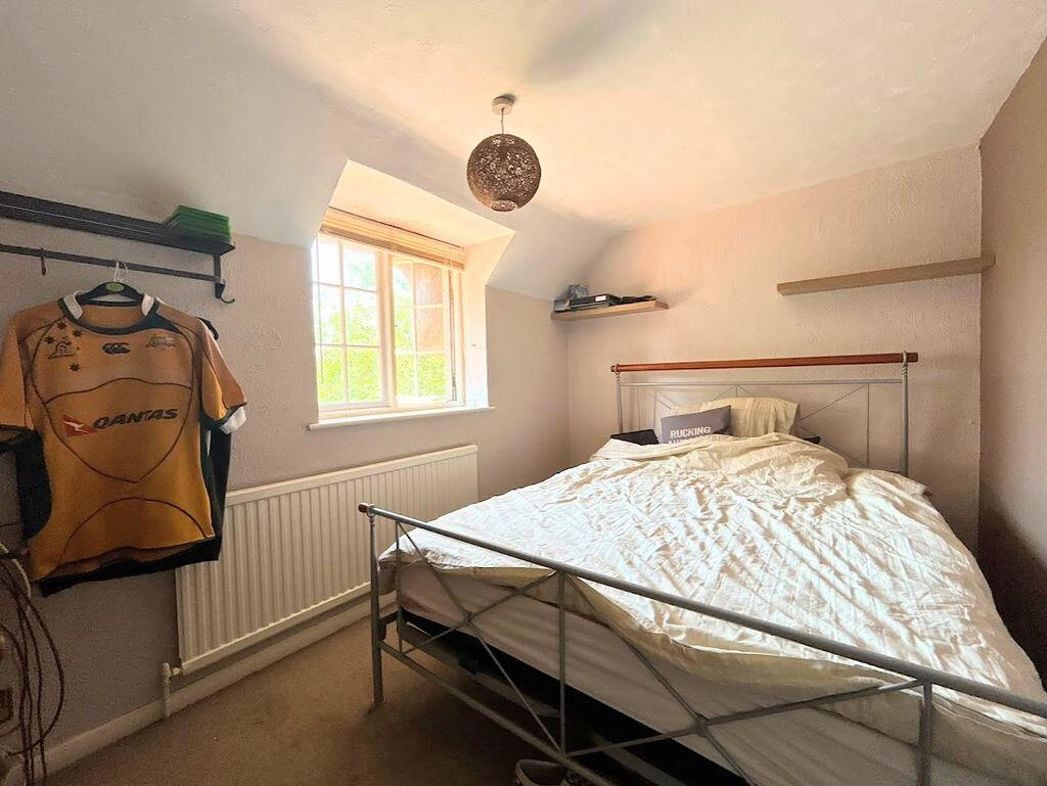 Property image 11 of 11
