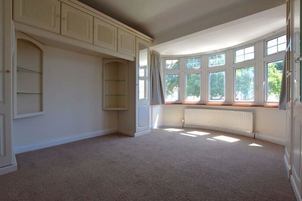Property image 6 of 16