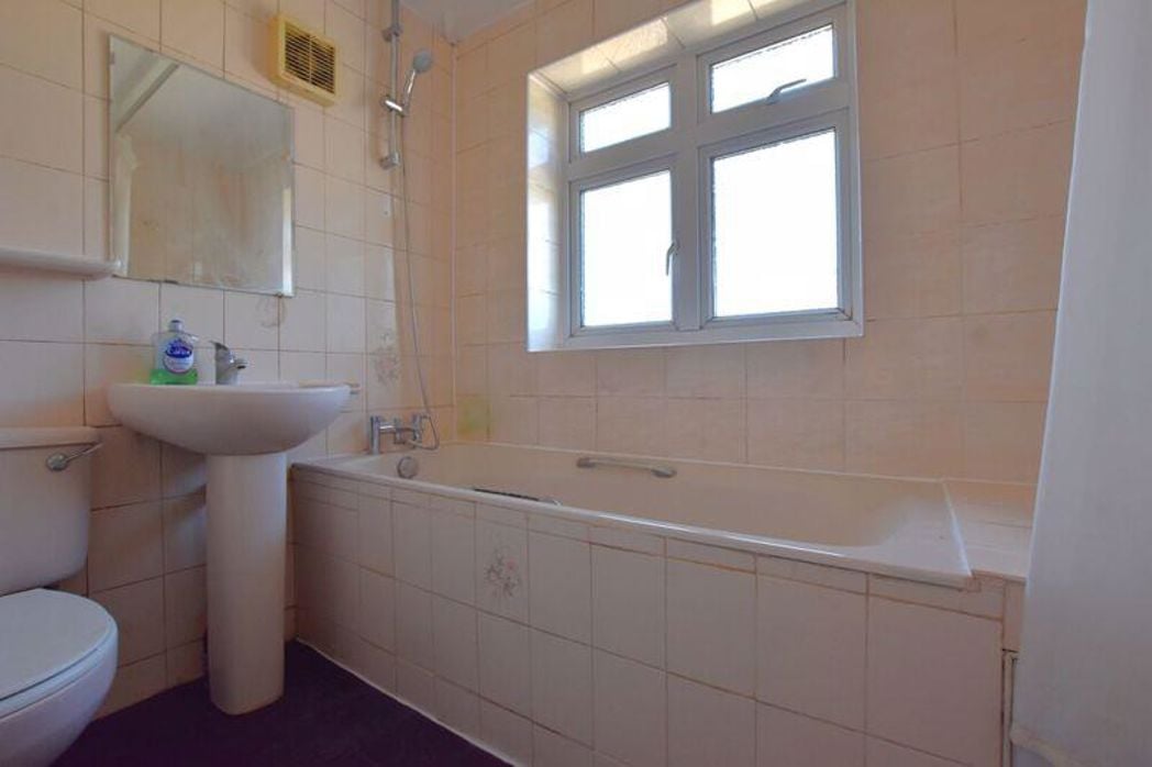 Property image 7 of 16