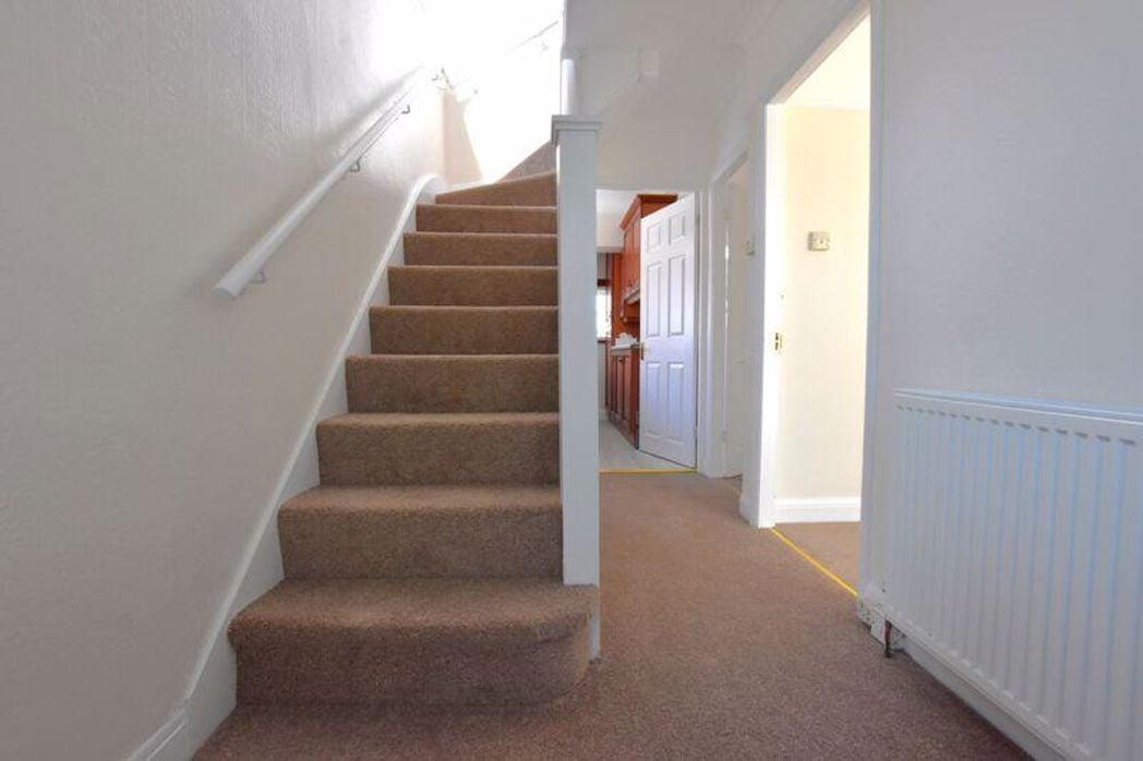 Property image 9 of 16