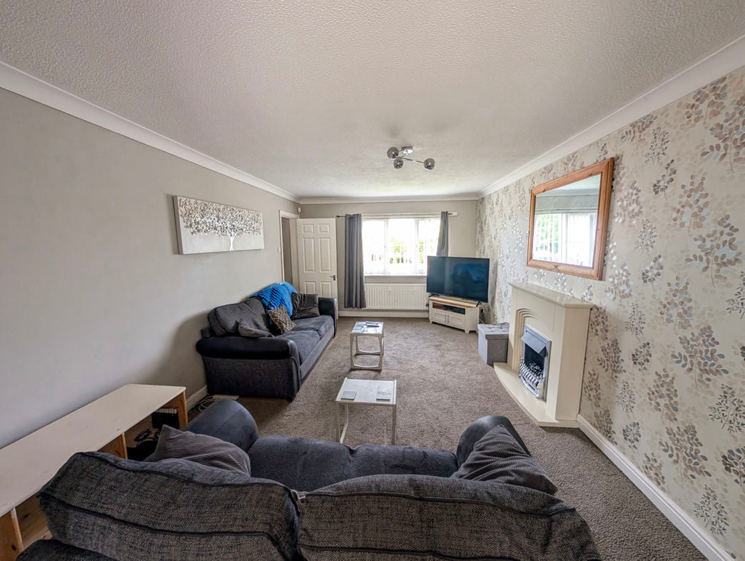 Property image 3 of 13