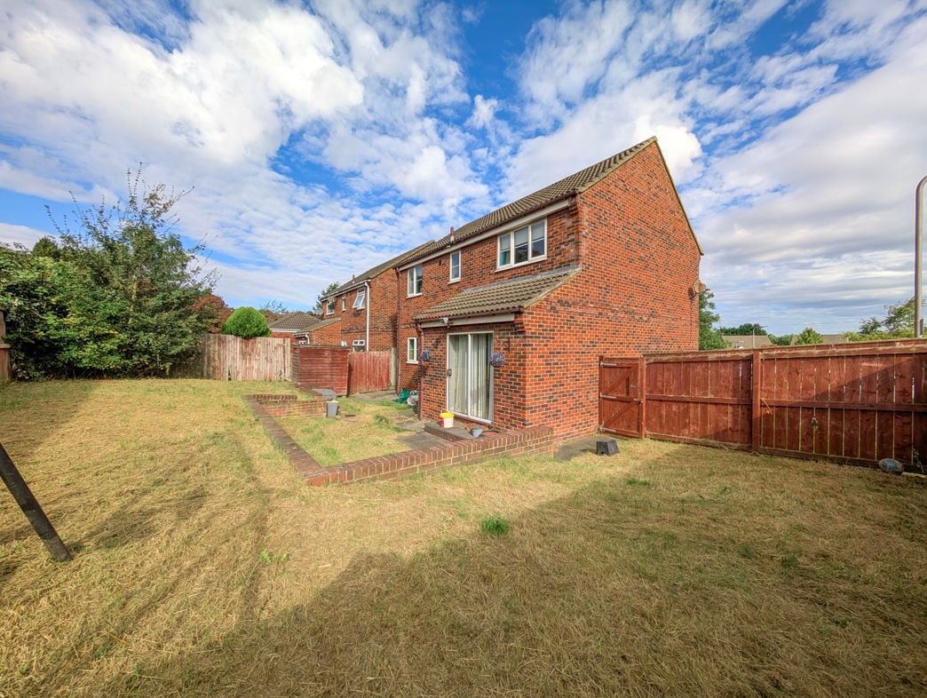 Property image 10 of 13