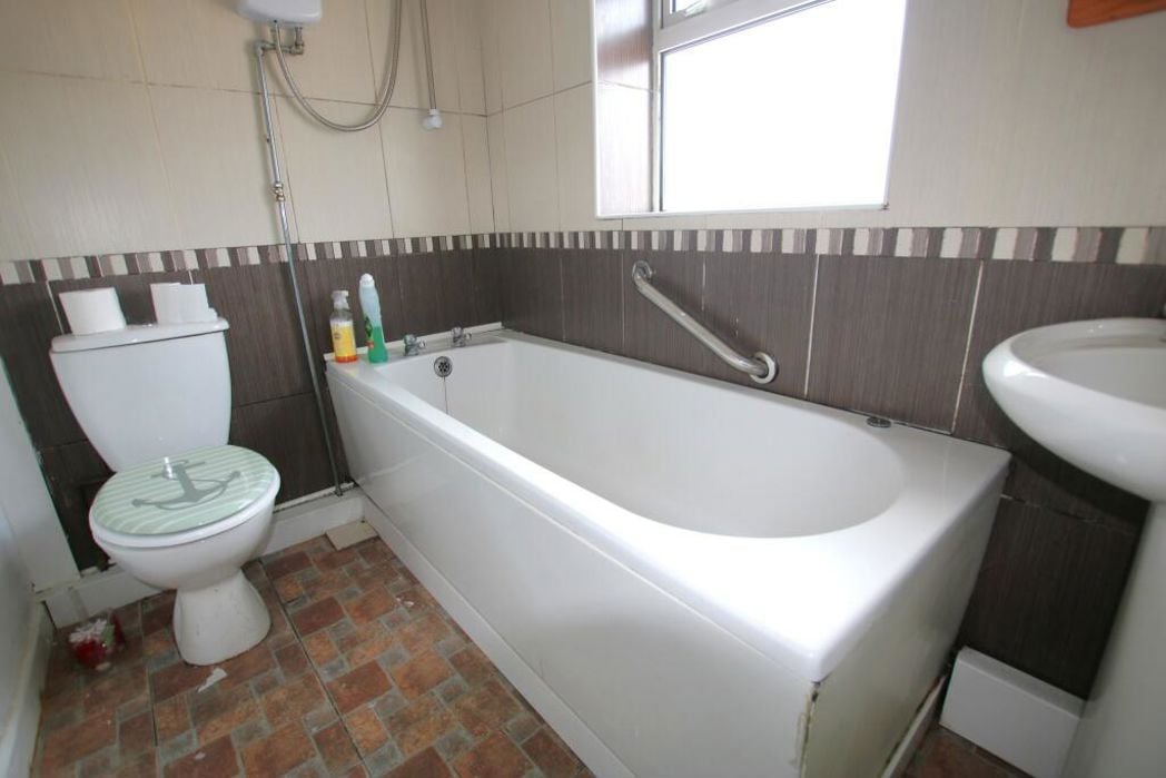 Property image 13 of 14