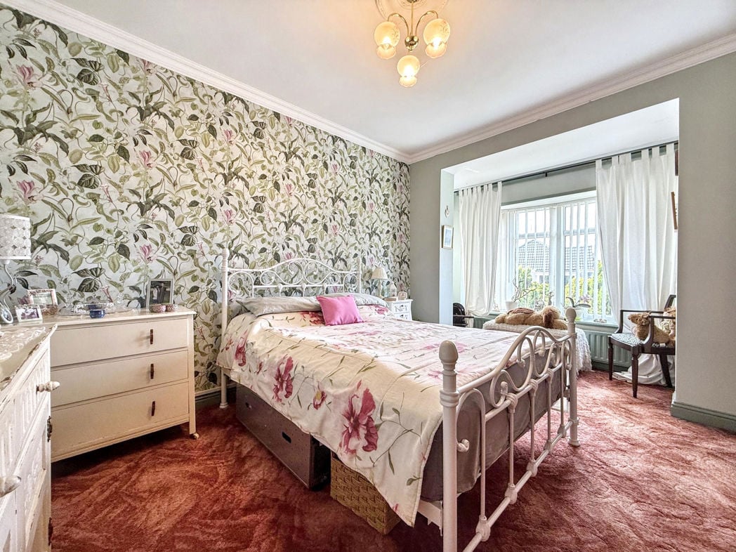 Property image 16 of 29