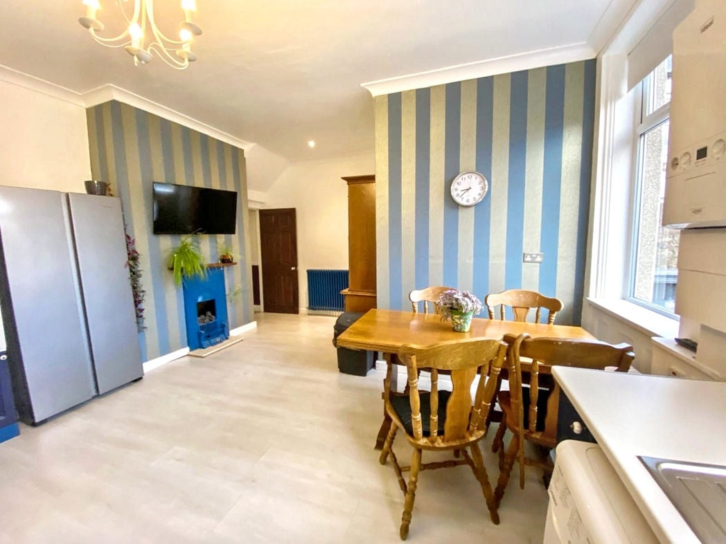 Kitchen / Dining Room 2.