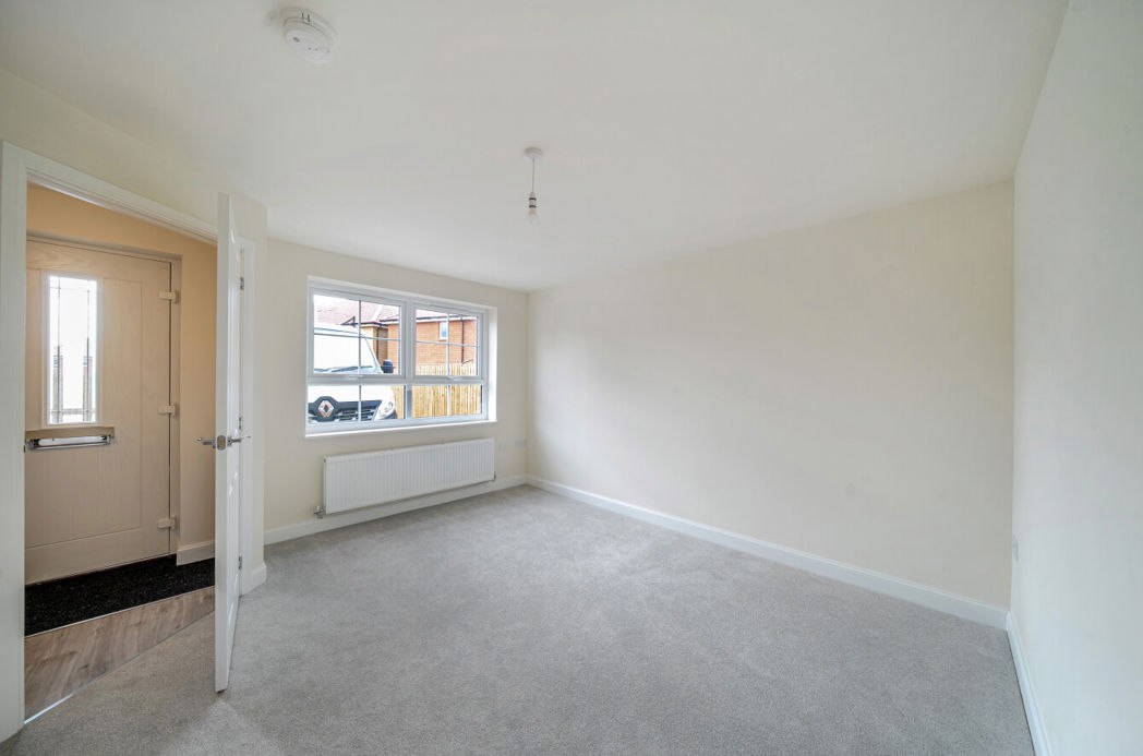 Property image 3 of 18