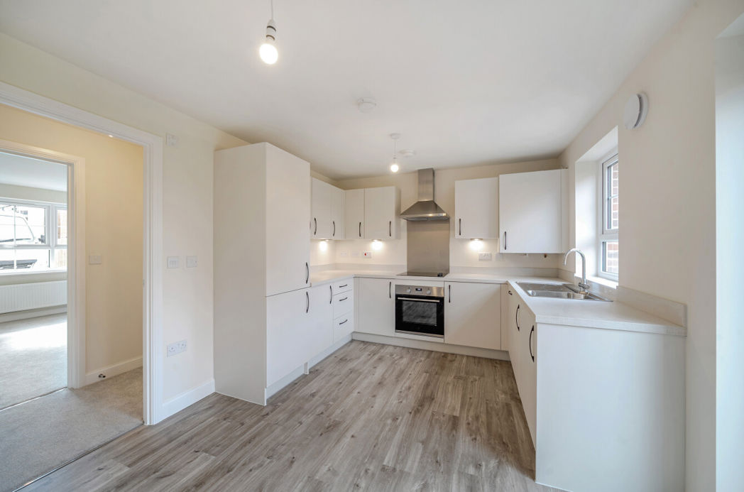 Property image 4 of 18