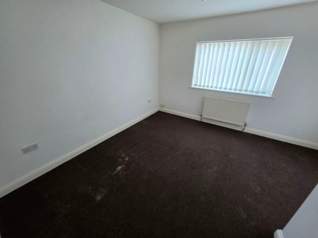 Property image 7 of 11