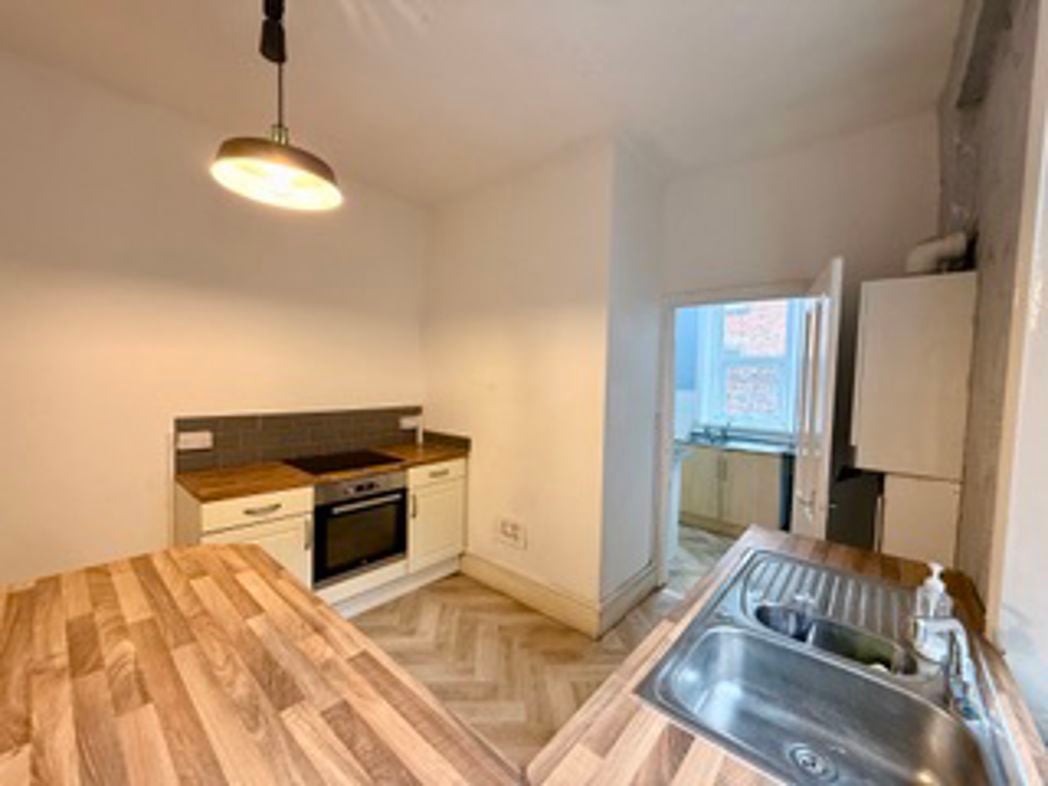 Property image 3 of 14