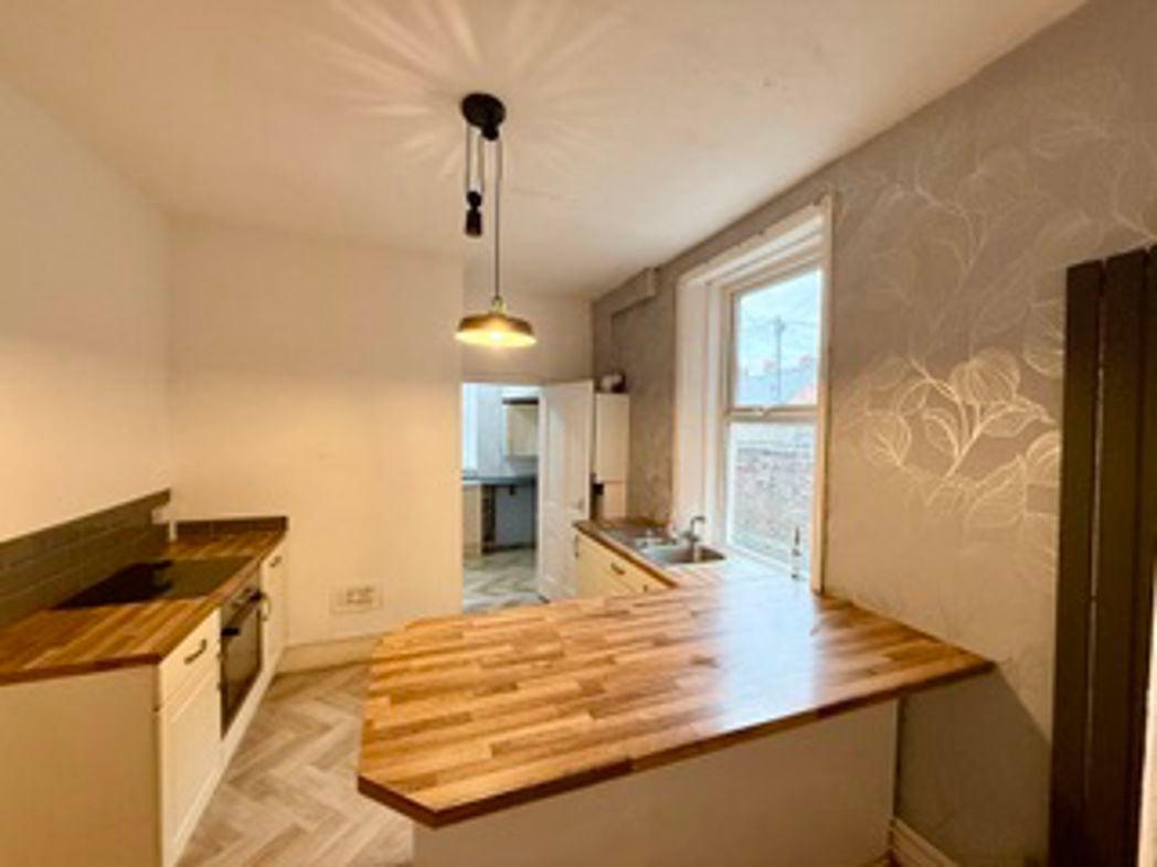 Property image 5 of 14