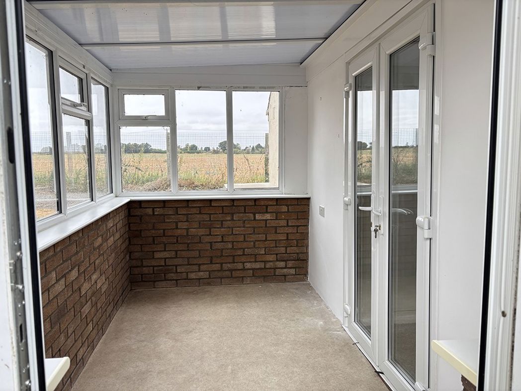 Property image 9 of 21