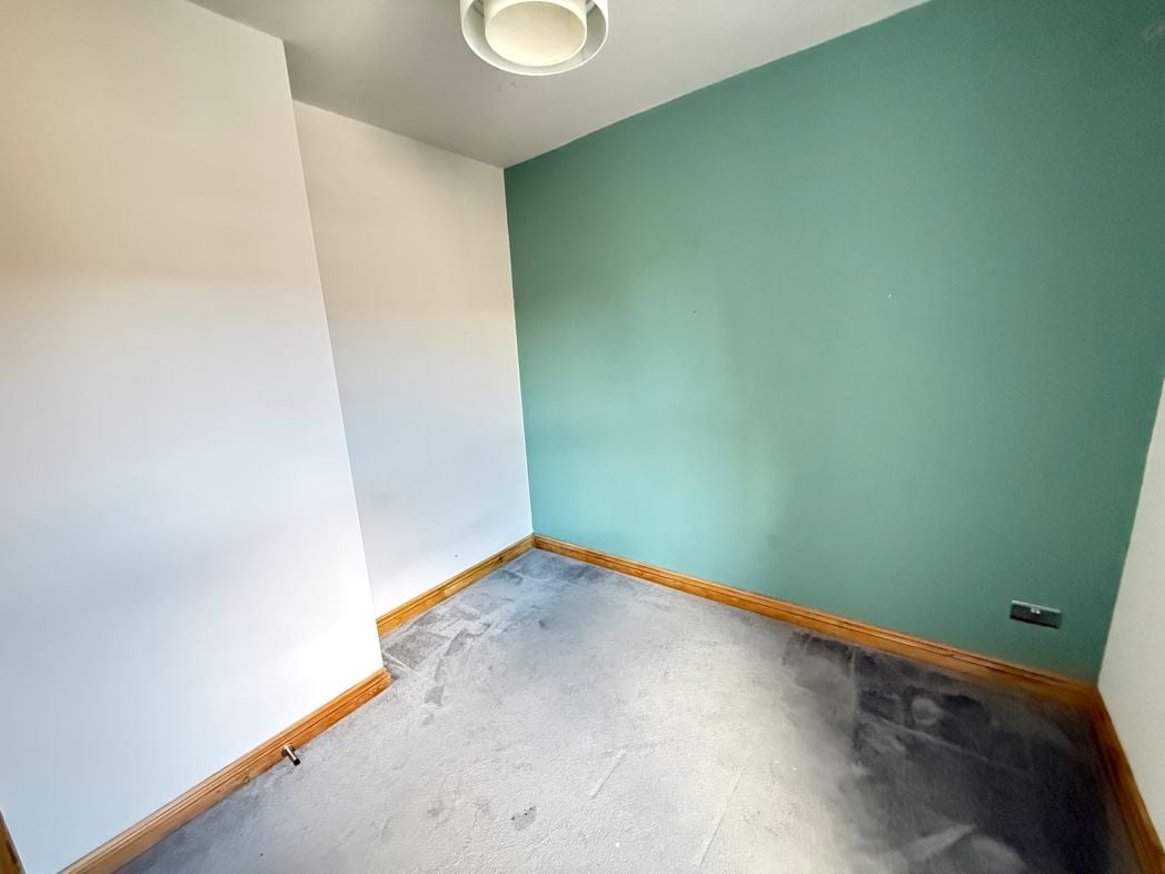 Property image 5 of 8