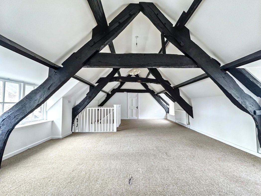 Property image 7 of 8