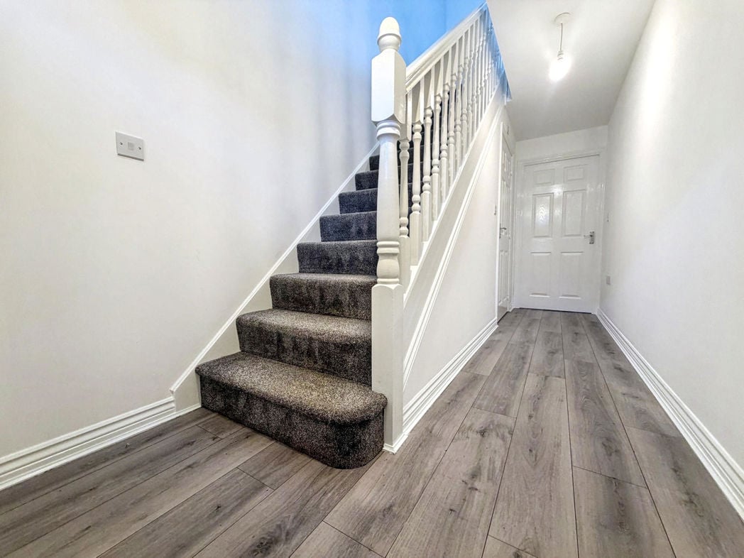Entrance/Hallway
