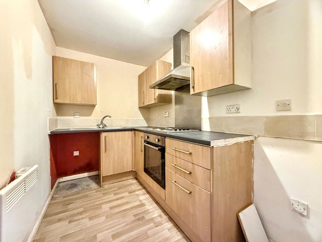 Property image 7 of 12