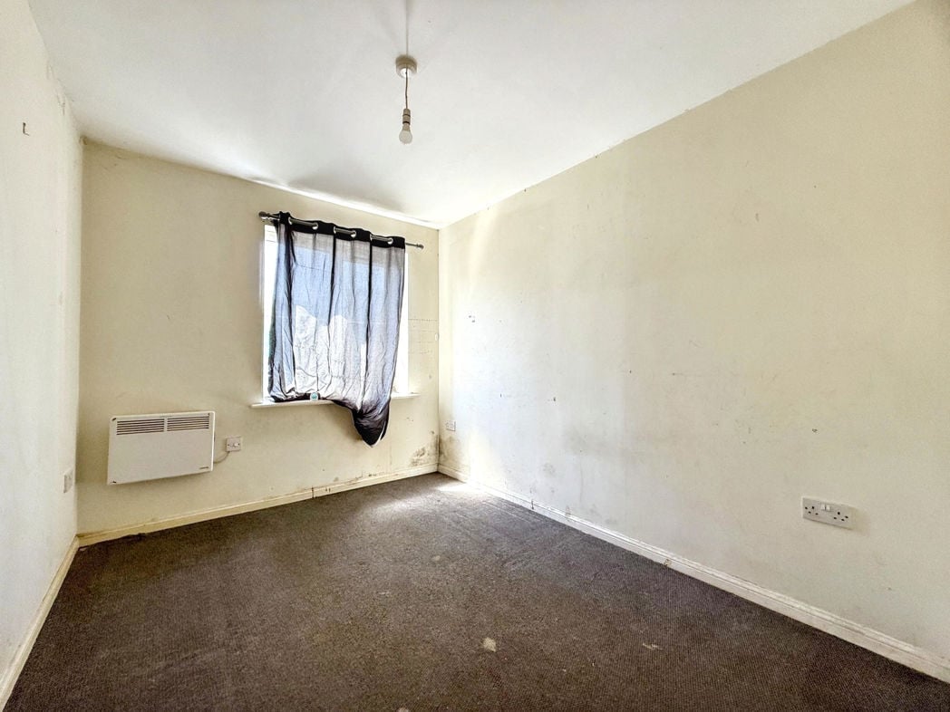Property image 11 of 12