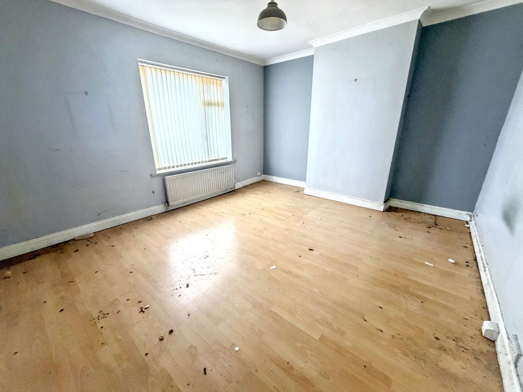 Property image 8 of 12
