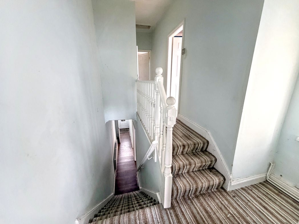 Property image 6 of 12
