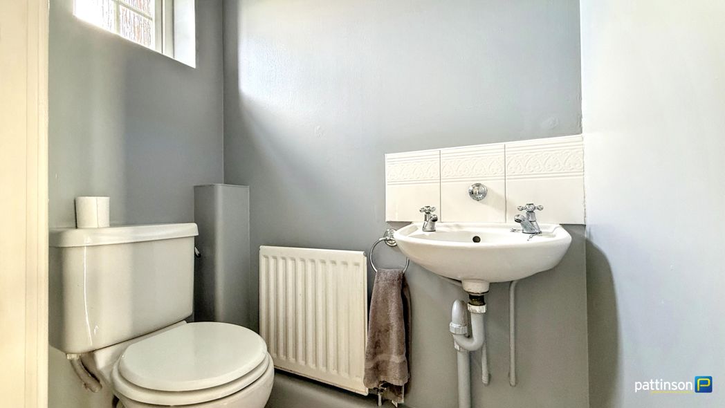 Property image 3 of 17