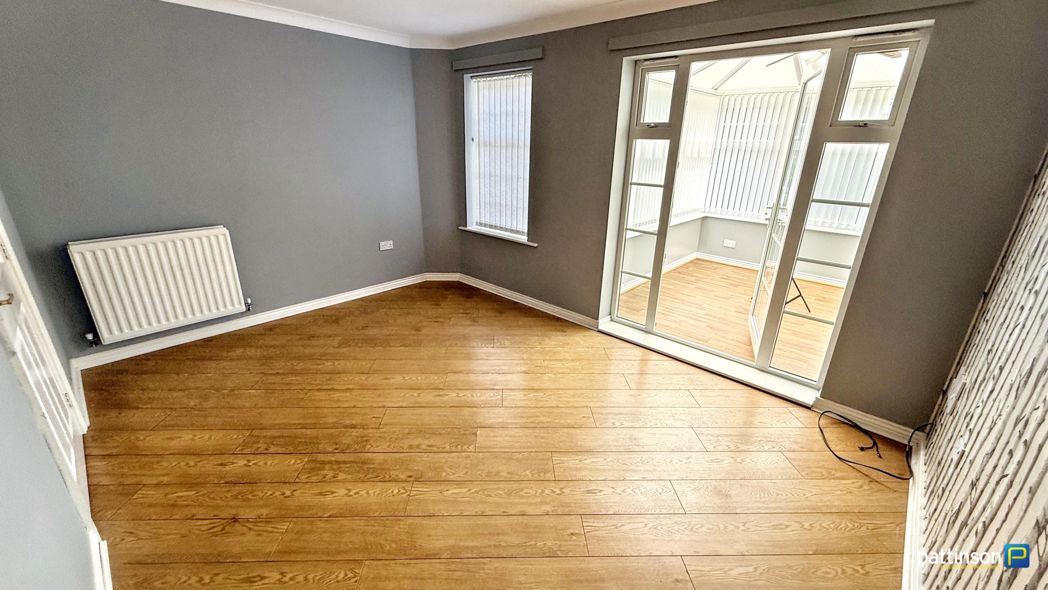 Property image 7 of 17