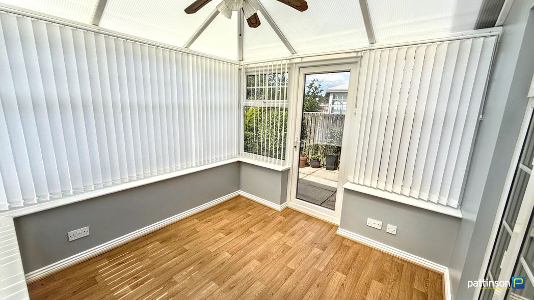 Property image 8 of 17