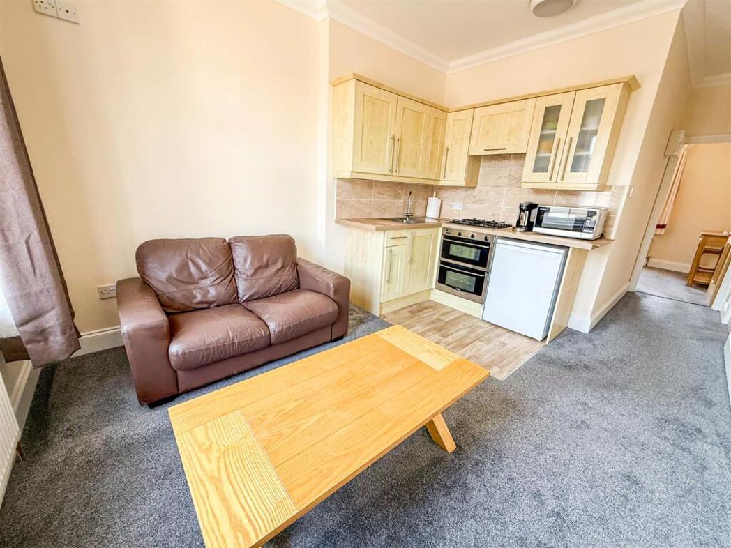 Property image 13 of 39