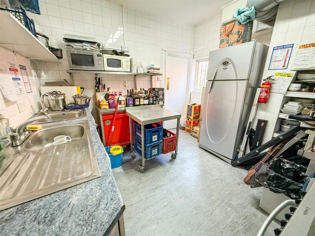 Property image 15 of 39