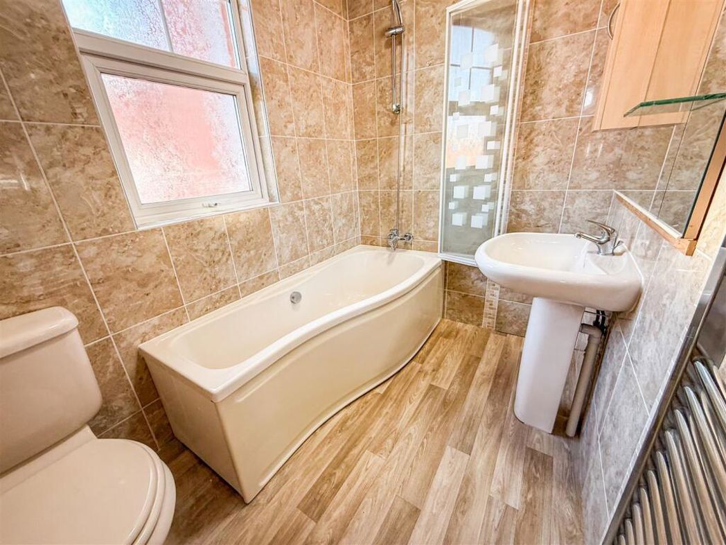 Property image 23 of 39
