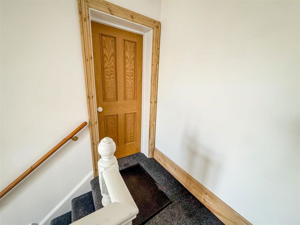 Property image 26 of 39